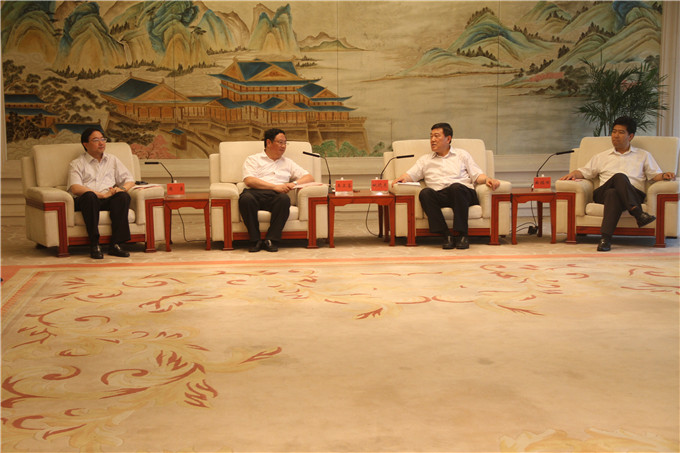 蘇豪控股集團(tuán)和淮安市政府簽訂戰(zhàn)略合作協(xié)議