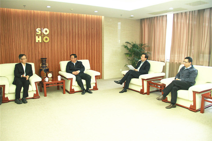 王正喜、周勇會(huì)見昆山花橋經(jīng)濟(jì)開發(fā)區(qū)黨工委副書記、管委會(huì)副主任沈華飛