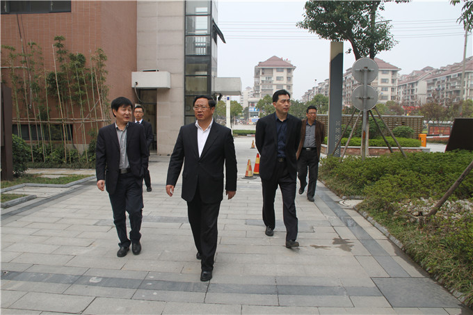 王正喜赴鎮(zhèn)江、揚(yáng)州、泰州等地考察