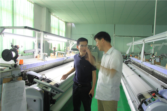 蘇豪股份深入開(kāi)展“三嚴(yán)三實(shí)”專題調(diào)研