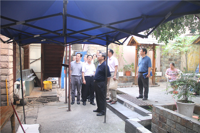 王正喜率隊突擊檢查集團安全生產